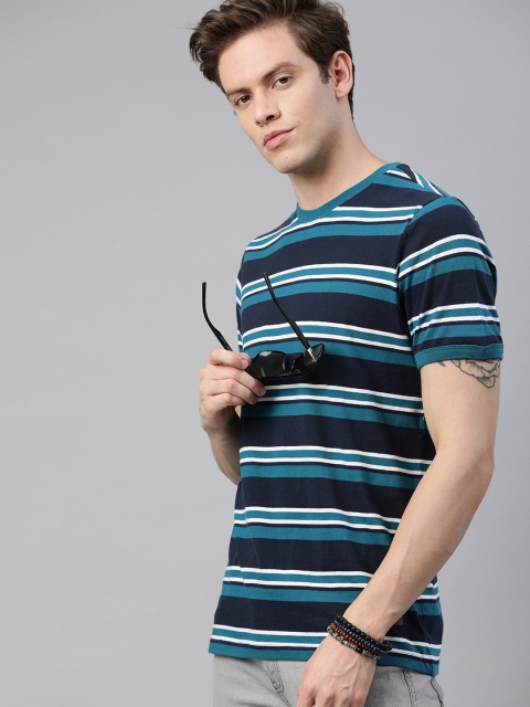 

Roadster Men Navy Blue & White Striped Round Neck T-shirt