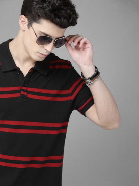 

Roadster Men Black & Red Striped Polo Collar T-shirt