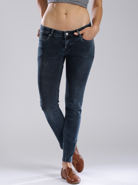 

HRX by Hrithik Roshan Blue Washed Skinny Stretchable Jeans