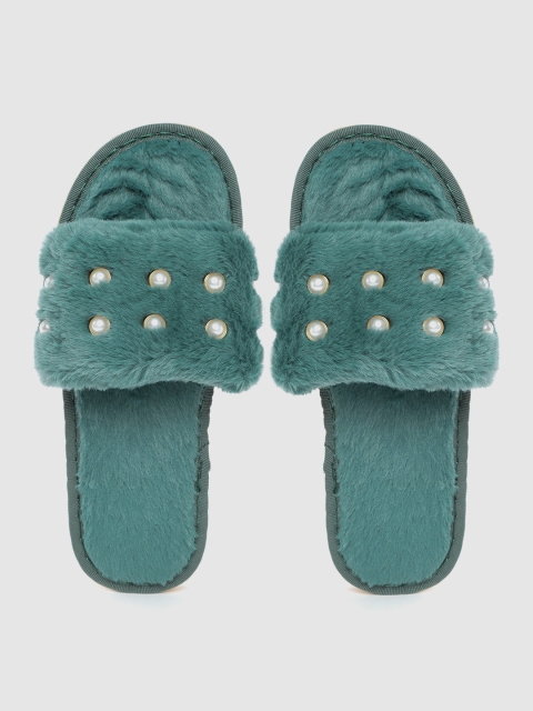 

DressBerry Women Green Faux Fur Embellished Room Slippers