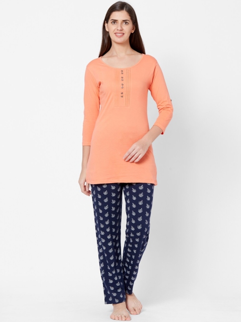 

Juliet Women Peach-Coloured & Navy Blue Solid Night suit
