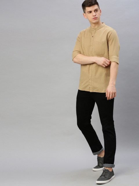 

WROGN Men Beige Slim Fit Solid Casual Shirt