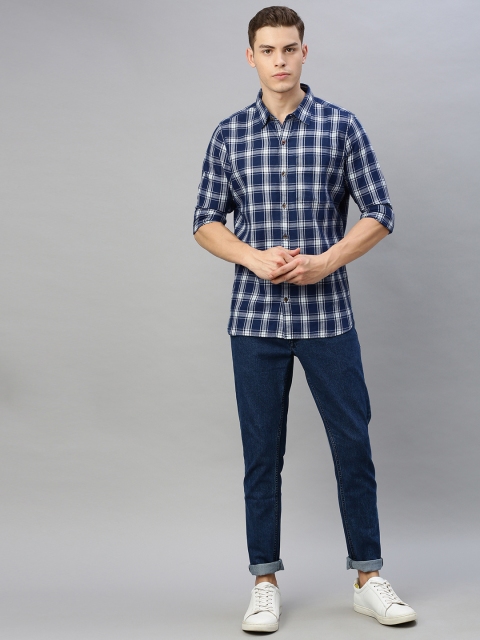 

WROGN Men Navy Blue & White Slim Fit Checked Casual Shirt