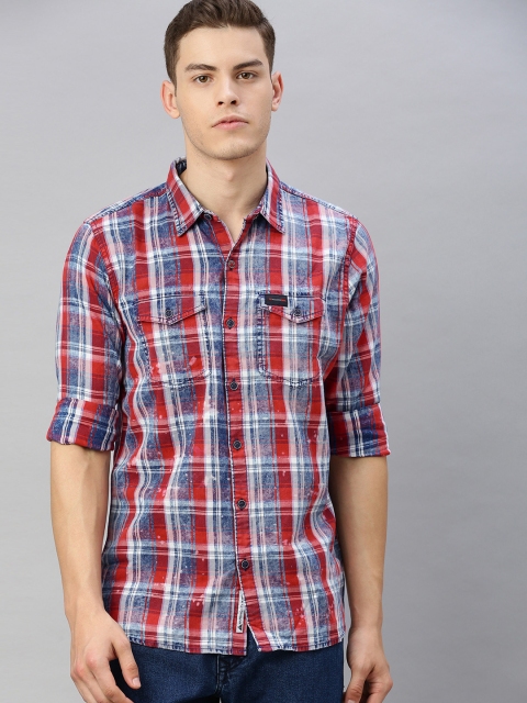 

WROGN Men Blue & Red Slim Fit Checked Casual Shirt