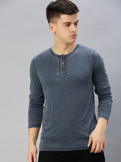 

WROGN Men Navy Blue Solid Henley Neck T-shirt