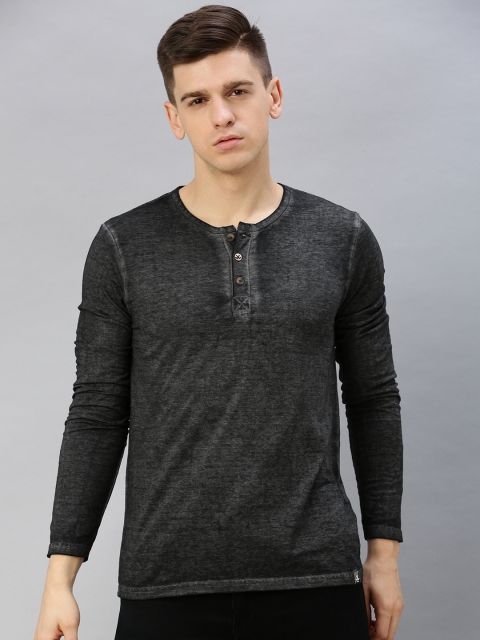 

WROGN Men Black Solid Henley Neck T-shirt