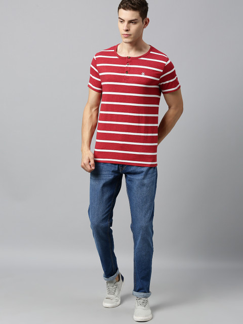 

WROGN Men Red & White Slim Fit Striped Henley Neck T-shirt