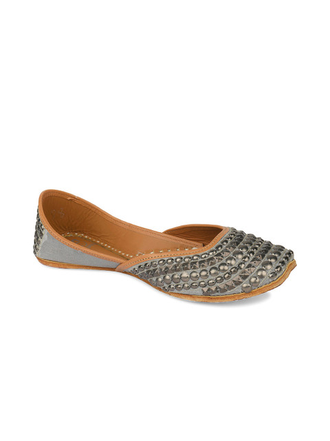 

Jutti Express Women Grey Embellished Leather Mojaris
