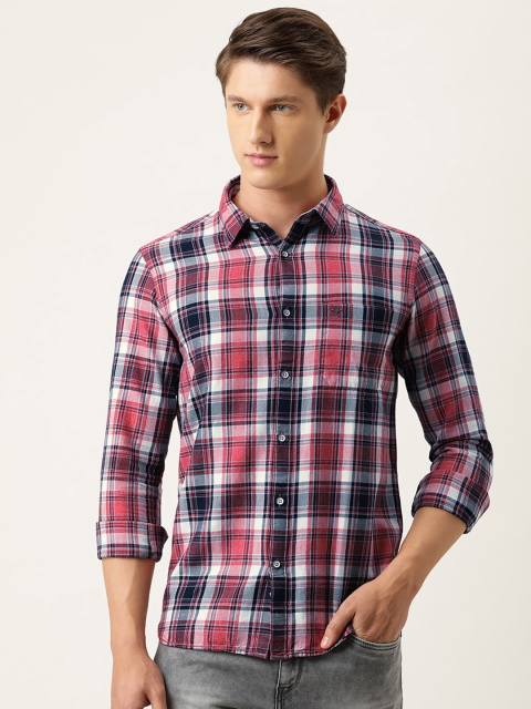 

Lee Cooper Men Red & Black Regular Fit Checked Shirt