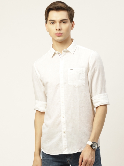 

Lee Cooper Men White Regular Fit Solid Linen Cotton Casual Shirt