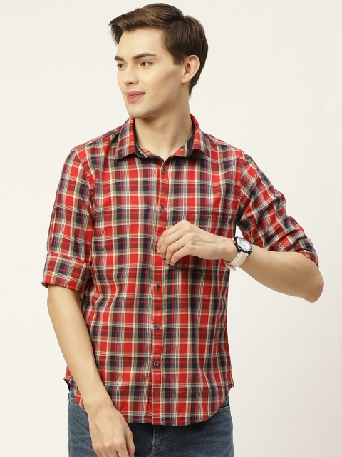 

Lee Cooper Men Red & Black Regular Fit Checked Pure Cotton Casual Shirt