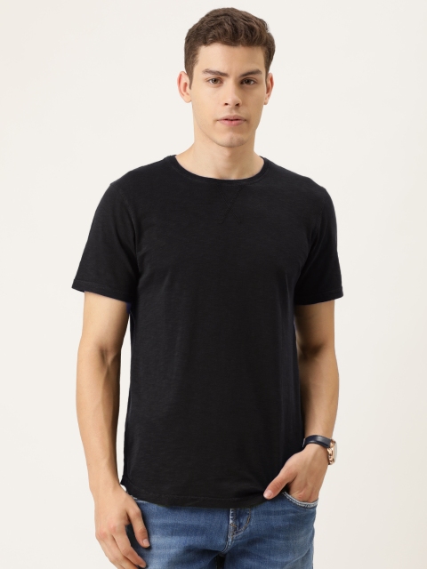 

YWC Men Black Solid Round Neck T-shirt