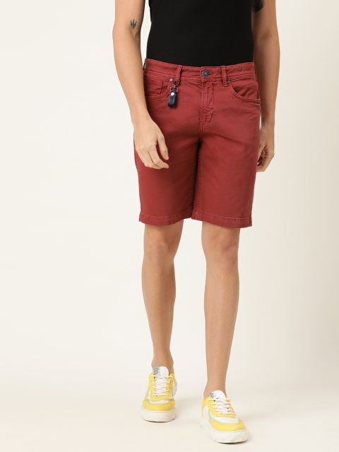 

Lee Cooper Men Maroon Solid Slim Fit Chino Shorts