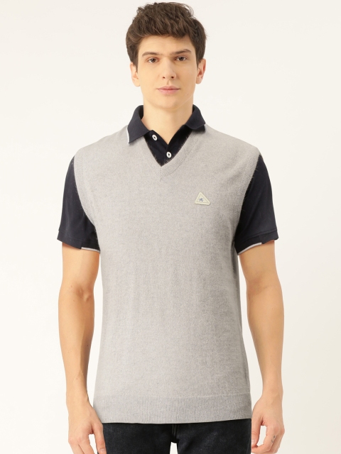

Monte Carlo Men Grey Solid Sweater Vest