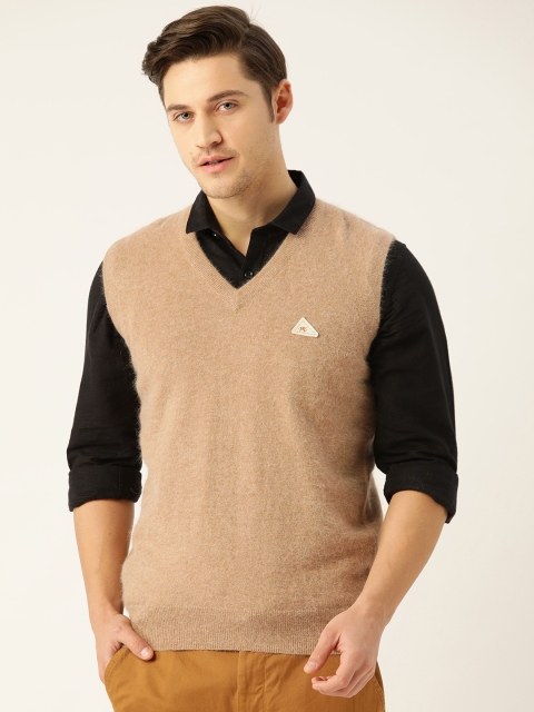 

Monte Carlo Men Beige Solid Sweater Vest