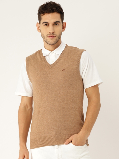 

Monte Carlo Men Beige Solid Sweater Vest