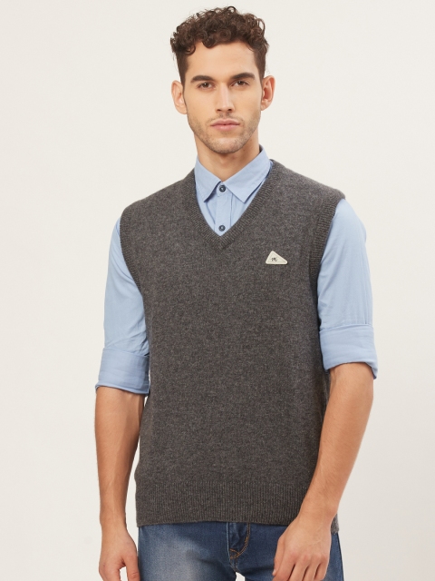 

Monte Carlo Men Grey Solid Sweater Vest