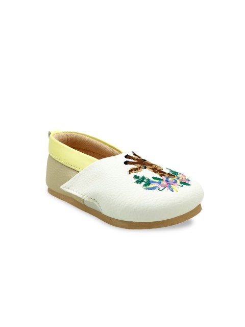 

KazarMax Infant Unisex White & Beige Giraffe Embroidered Tootsies Booties