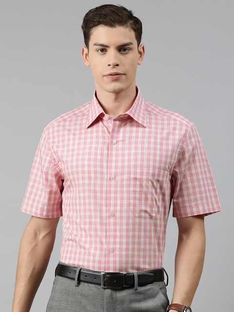 

Louis Philippe Men Pink & White Classic Fit Checked Formal Shirt