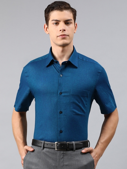 

Louis Philippe Men Teal Blue Classic Fit Solid Cotton-Linen Formal Shirt
