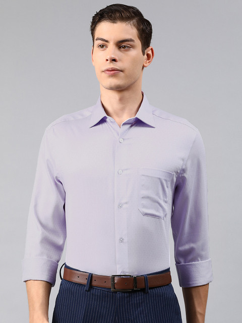 

Louis Philippe Men Purple Regular Fit Solid Formal Shirt