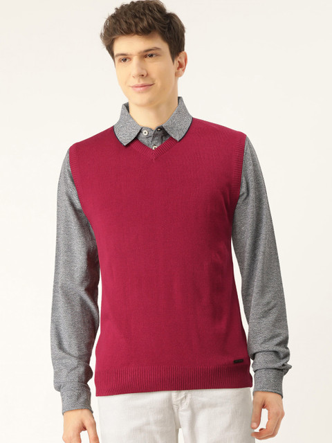 

Monte Carlo Men Magenta Solid Acrylic Sweater Vest