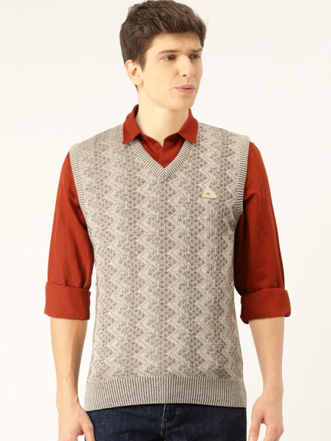 

Monte Carlo Men Beige Self Design Sweater Vest