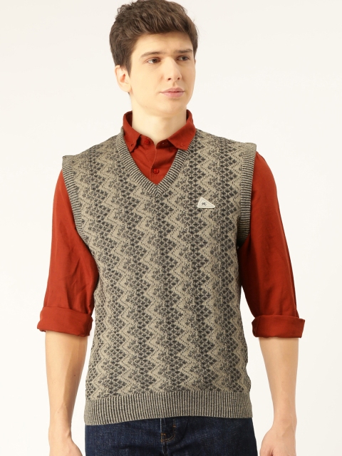 

Monte Carlo Men Beige & Black Self Design Sweater Vest
