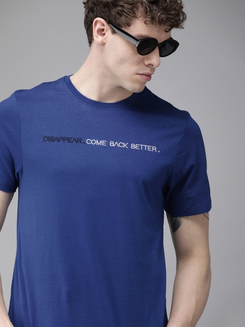 

Roadster Men Blue Embroidered Round Neck T-shirt