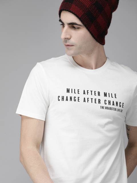 

Roadster Men White Printed Round Neck T-shirt