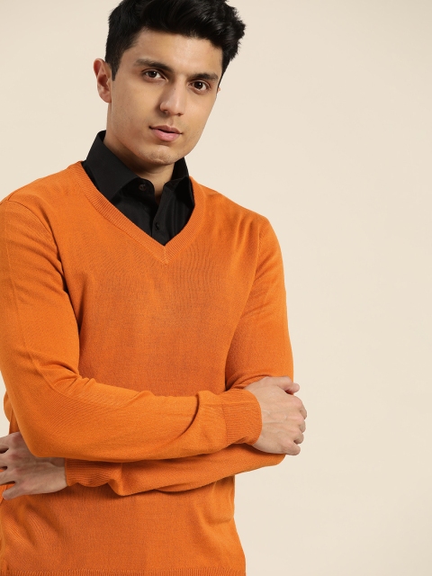 

INVICTUS Men Rust Orange Solid Pullover Sweater