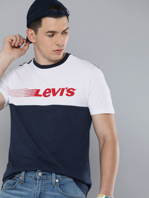 

Levis Men White & Navy Blue Colourblocked & Graphic Printed Casual T-shirt