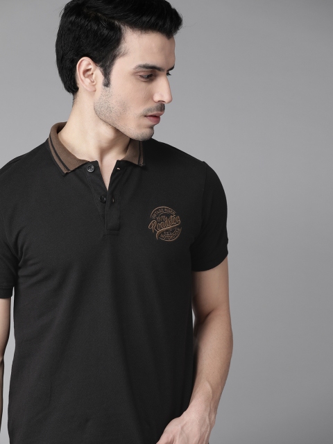 

Roadster Men Black Solid Polo Collar T-shirt