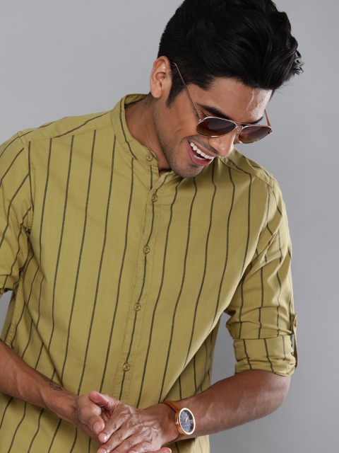 

HERE&NOW Men Olive Green & Black Slim Fit Striped Casual Shirt