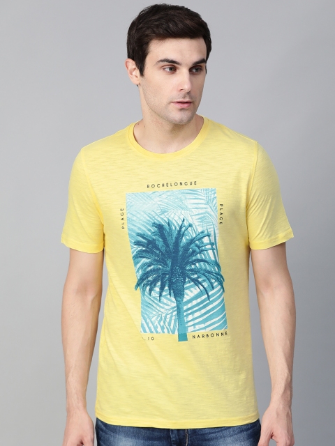 

Marks & Spencer Men Yellow & Bue Slim Fit Printed Round Neck T-shirt