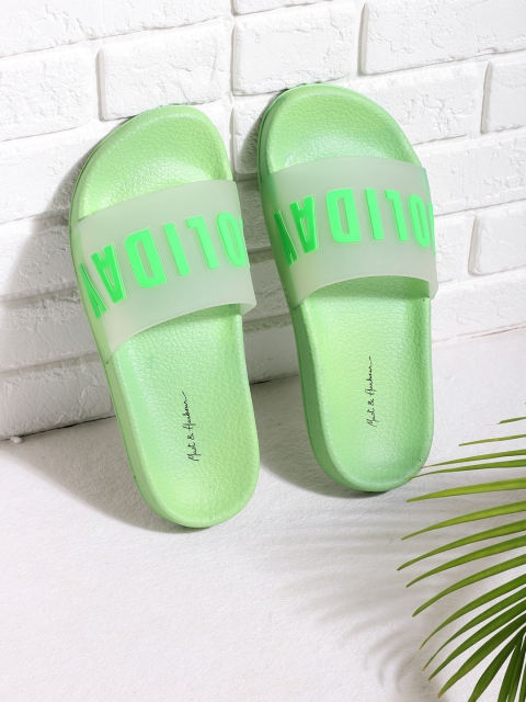 

Mast & Harbour Women Green & Frosted White Holiday Print Sliders