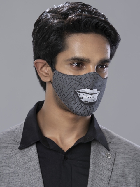 

Behind the Mask - Tarun Tahiliani Unisex Grey Quilting-Inspired 5-Ply Outdoor Mask