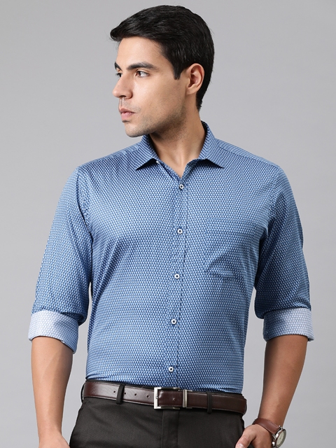 

Van Heusen Men Blue & White Custom Fit Printed Formal Shirt