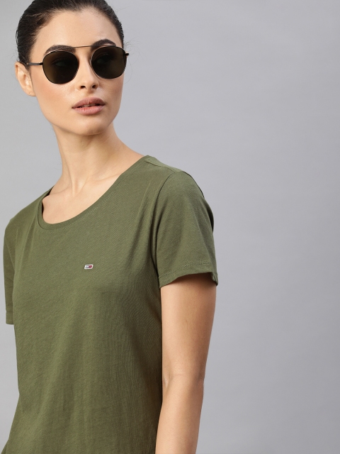 

Tommy Hilfiger Women Olive Green Slim Fit Solid Round Neck T-shirt