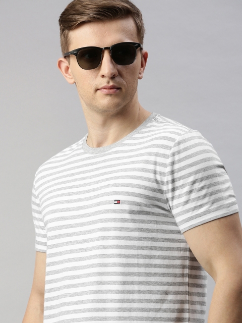 

Tommy Hilfiger Men White Striped Round Neck T-shirt