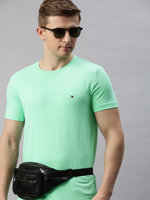 

Tommy Hilfiger Men Sea Green Solid Slim Fit Round Neck T-shirt