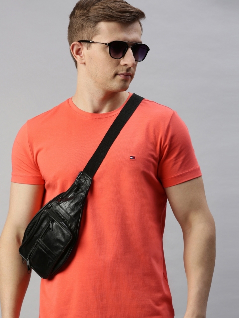 

Tommy Hilfiger Men Orange Slim Fit Solid Round Neck T-shirt