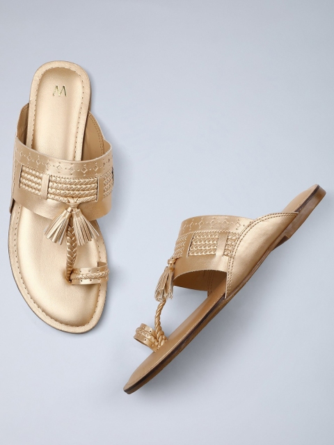 

W Women Gold-Toned Solid One Toe Flats
