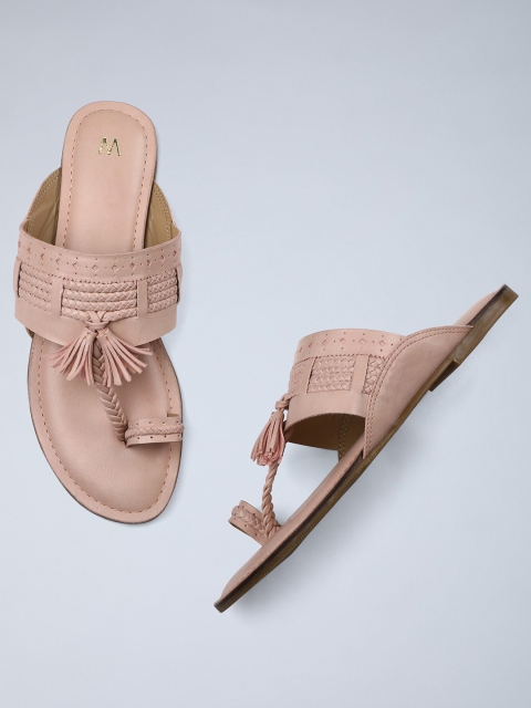 

W Women Pink Solid Open Toe Kolhapuri Flats
