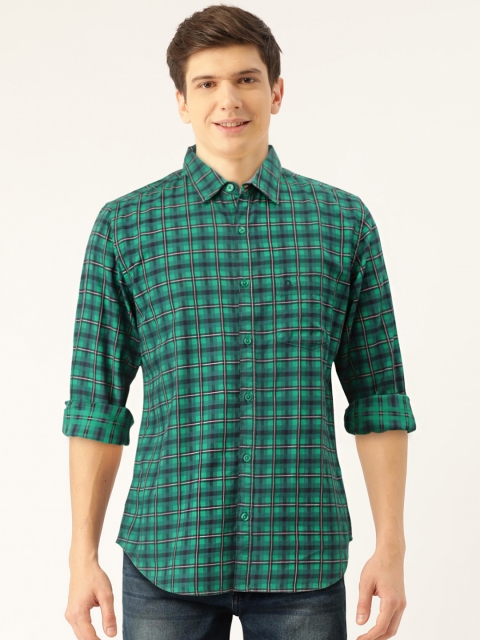 

United Colors of Benetton Men Green & Navy Blue Slim Fit Checked Casual Shirt