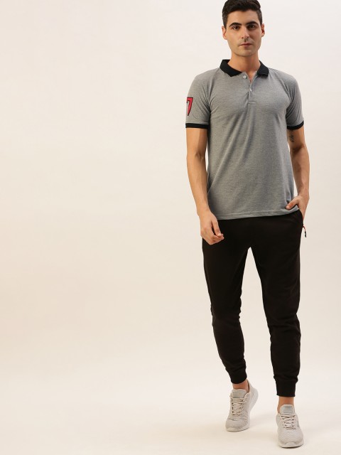 

Sports52 Wear Men Grey & Black Solid Track Suit