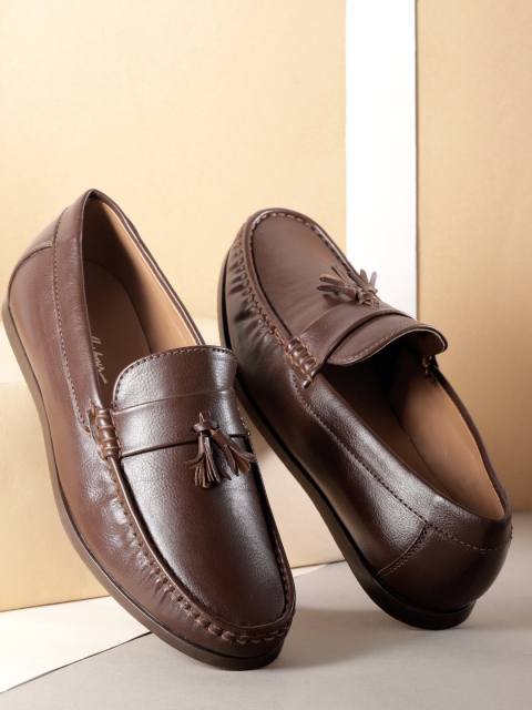 

Mast & Harbour Men Brown Solid Tasselled Loafers