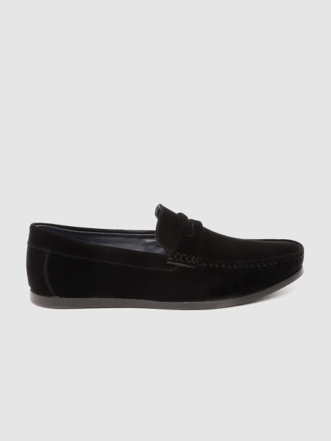 

Mast & Harbour Men Black Velvet Finish Penny Loafers