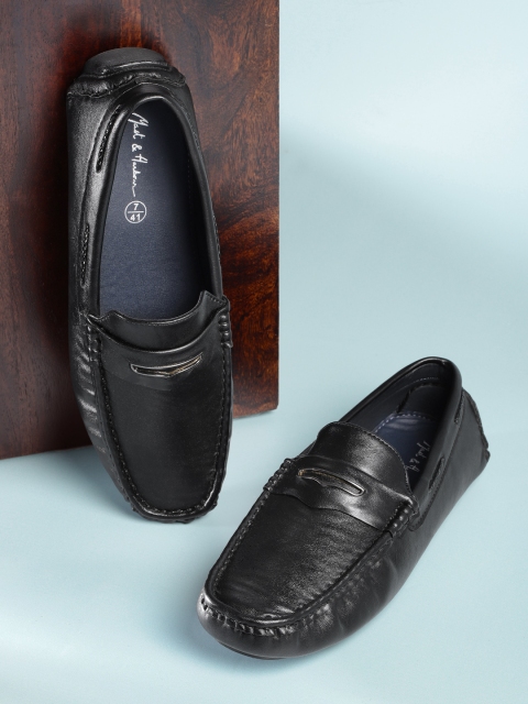 

Mast & Harbour Men Black Solid Driving Shoes