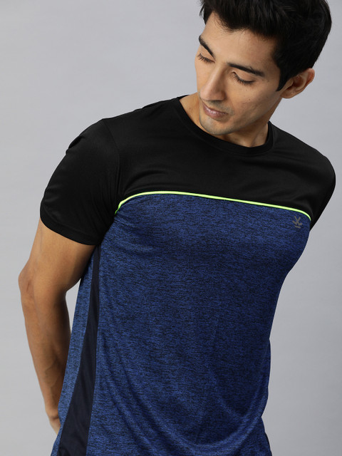 

WROGN ACTIVE Men Navy Blue Self Design Round Neck T-shirt